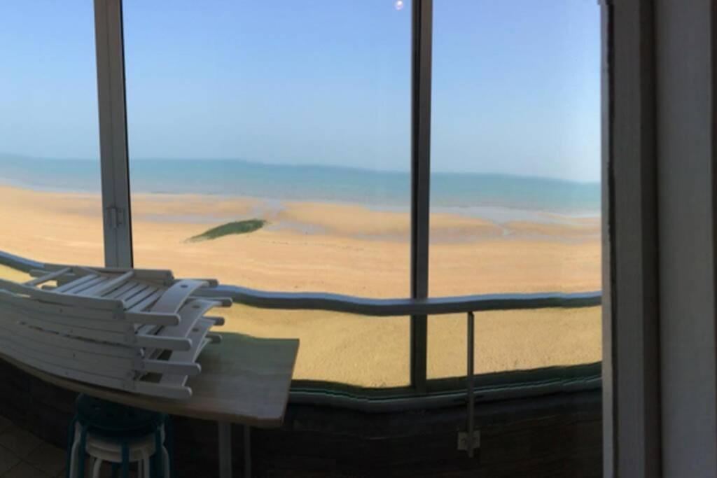 Appartement T2 Avec Vue Sur Mer Directe ! Courseulles-sur-Mer Zewnętrze zdjęcie